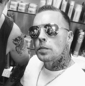 Meet your Posher, Christopher